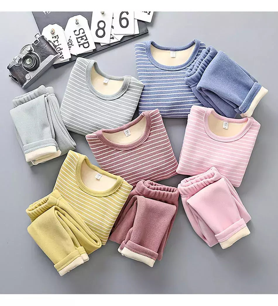 Conjuntos de pijama listrado forrado de pelúcia para crianças, aconchegante, caloroso, projetado para outono e inverno, homewear, adequado para crianças, uso diário e sono