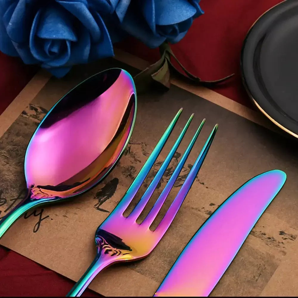 Conjunto de talheres de aço inoxidável dourado, colher europeia real, garfo, talheres completos, design retrô, seguro para máquina de lavar louça, talheres elegantes