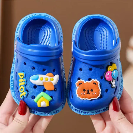 Verão crianças sapatos sandálias buraco sapatos infantis chinelos macio anti-skid design dos desenhos animados buraco sapatos de bebê praia de areia para meninos meninas