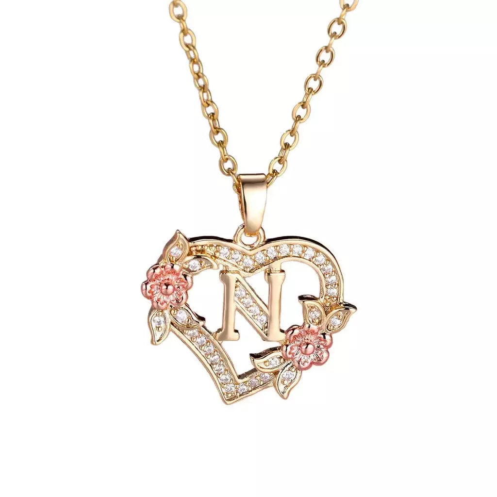 Venda quente oco amor flor 26 letras em inglês pingente de diamante senhora colar pingente personalizado moda clavícula corrente
