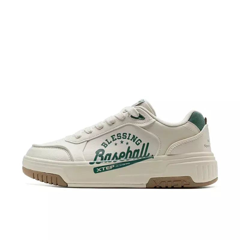 Xtep Board Shoes para homens 2025 primavera antiderrapante embrulho confortável retro sola grossa moda casual sapatos brancos 975119310050