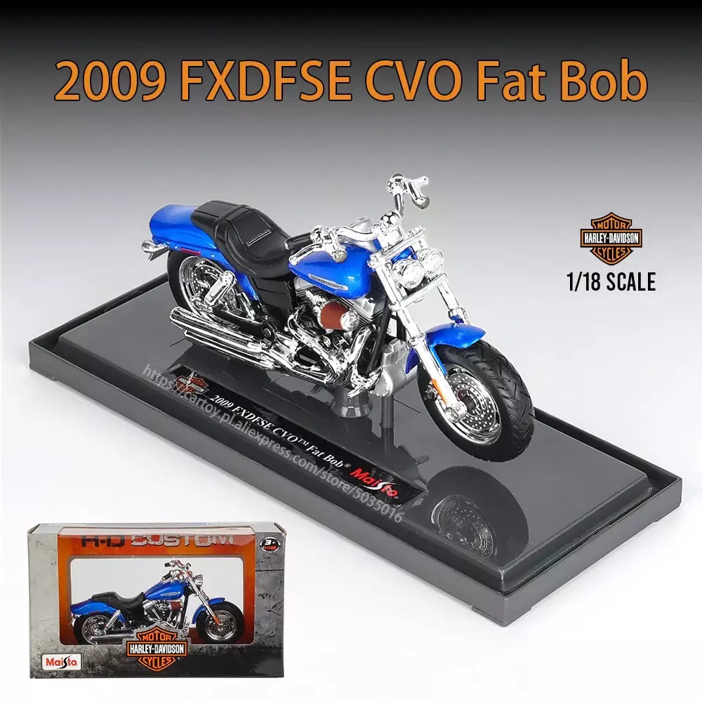Maisto 1:18 Harley-Davidson Motocicleta 2022 Road King 2022 Fat Bob 114 Liga Modelo de Motocicleta Coleção de Carros de Brinquedo