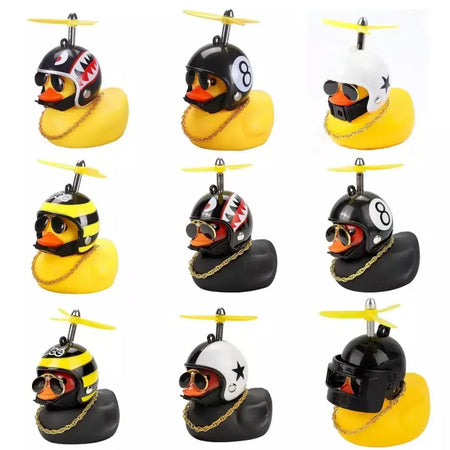 Borracha vento quebrado pato brinquedo motocicleta carro ornamentos pato amarelo painel do carro decoração com óculos legais hélice helmet2025