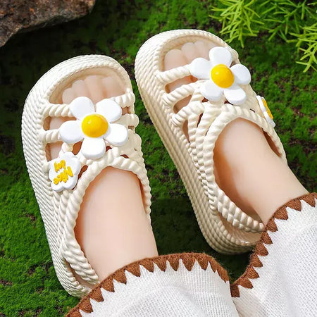 Sandálias para meninas verão nova moda princesa sapatos eva antiderrapante fundo macio flor indoor e outdoor sandálias infantis