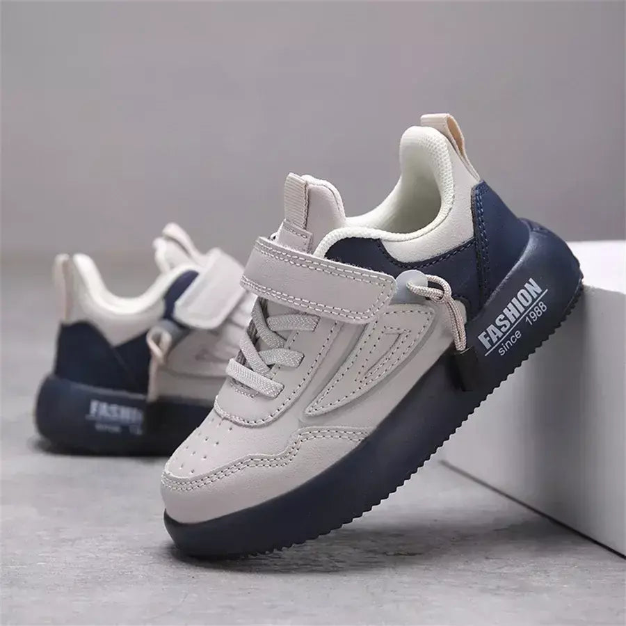 Tenis tênis crianças primavera/outono novos meninos meninas sapatos esportivos casuais sapatos de couro sola macia crianças pequenos sapatos brancos