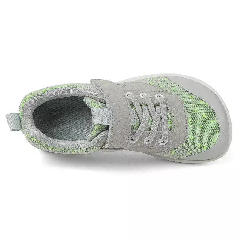 Novos meninos meninas tênis crianças largas sapatos descalços naturalmente spracam sapatos da criança pequena grande criança