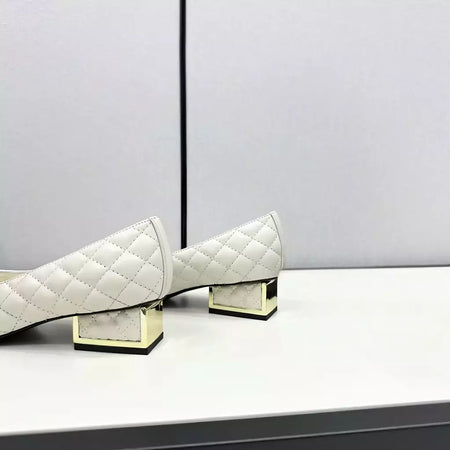 Sapatos de salto alto baixo de couro genuíno para mulheres, sapatos de noite casuais, moda feminina, alta qualidade