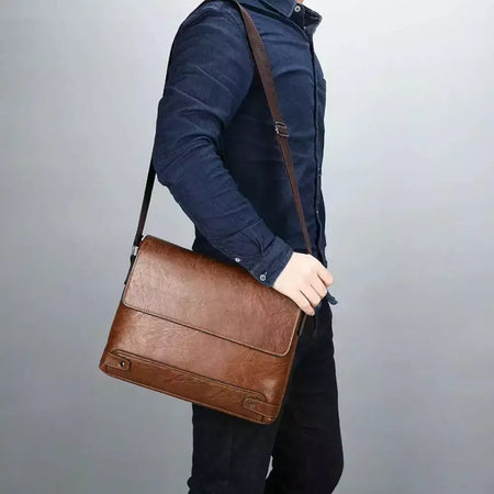 Maleta de couro PU para homens, sacola nova, bolsa de computador retro, designer lateral, bolsa crossbody mensageiro, bolsa de ombro portátil