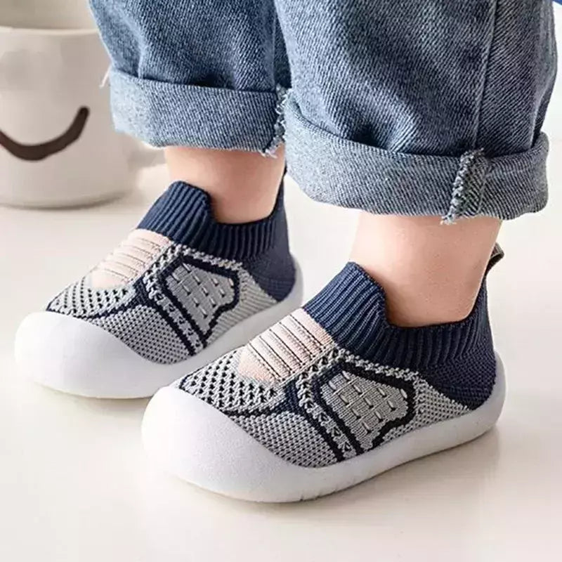 Sapatos de malha respirável para recém-nascido, meias infantis, fundo macio, antiderrapante, menino e menina, 0 a 5 anos, verão