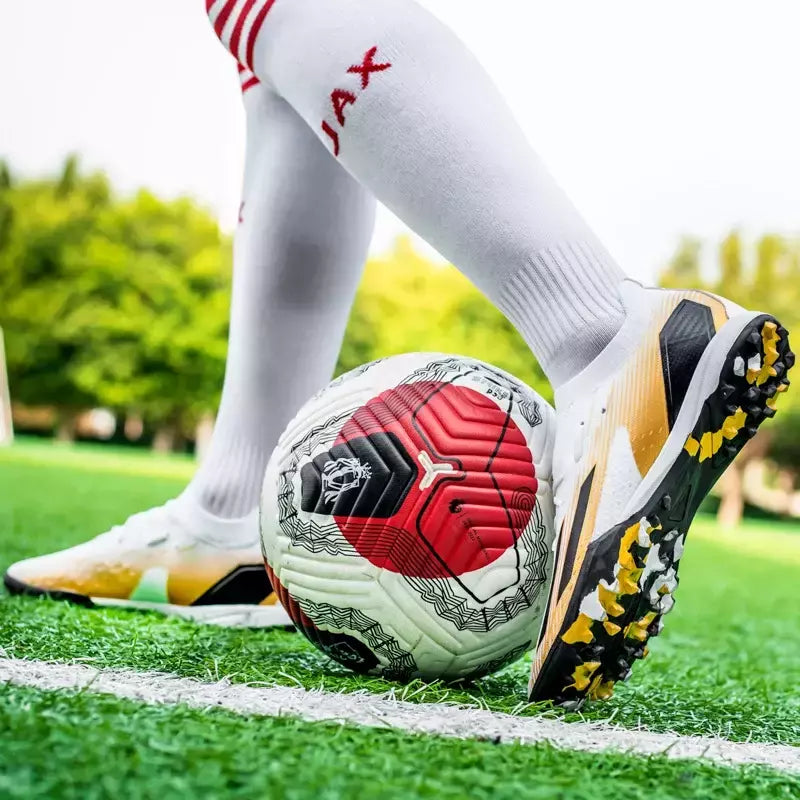 Sapatos de futebol FG TF para homens, botas antiderrapantes, grampos de treinamento ao ar livre, tênis de futsal, calçado esportivo infantil