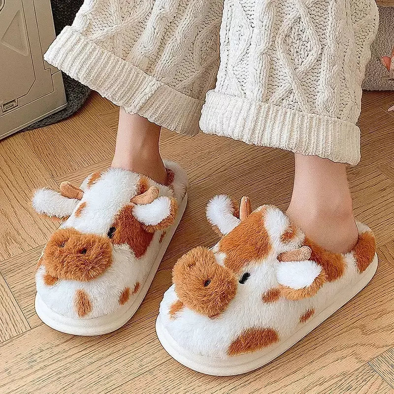 Inverno feminino quente dos desenhos animados chinelos de vaca dedo do pé fechado antiderrapante peludo casa sapatos feminino quarto interior sola grossa chinelos de pelúcia