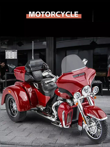 CVO-Tri Glide Alloy Motorcycle Model for Kids, Três Rodas, Cruzeiro, Viagem, Diecast, Lazer na Rua, Luz Sonora, Presente, 1:9