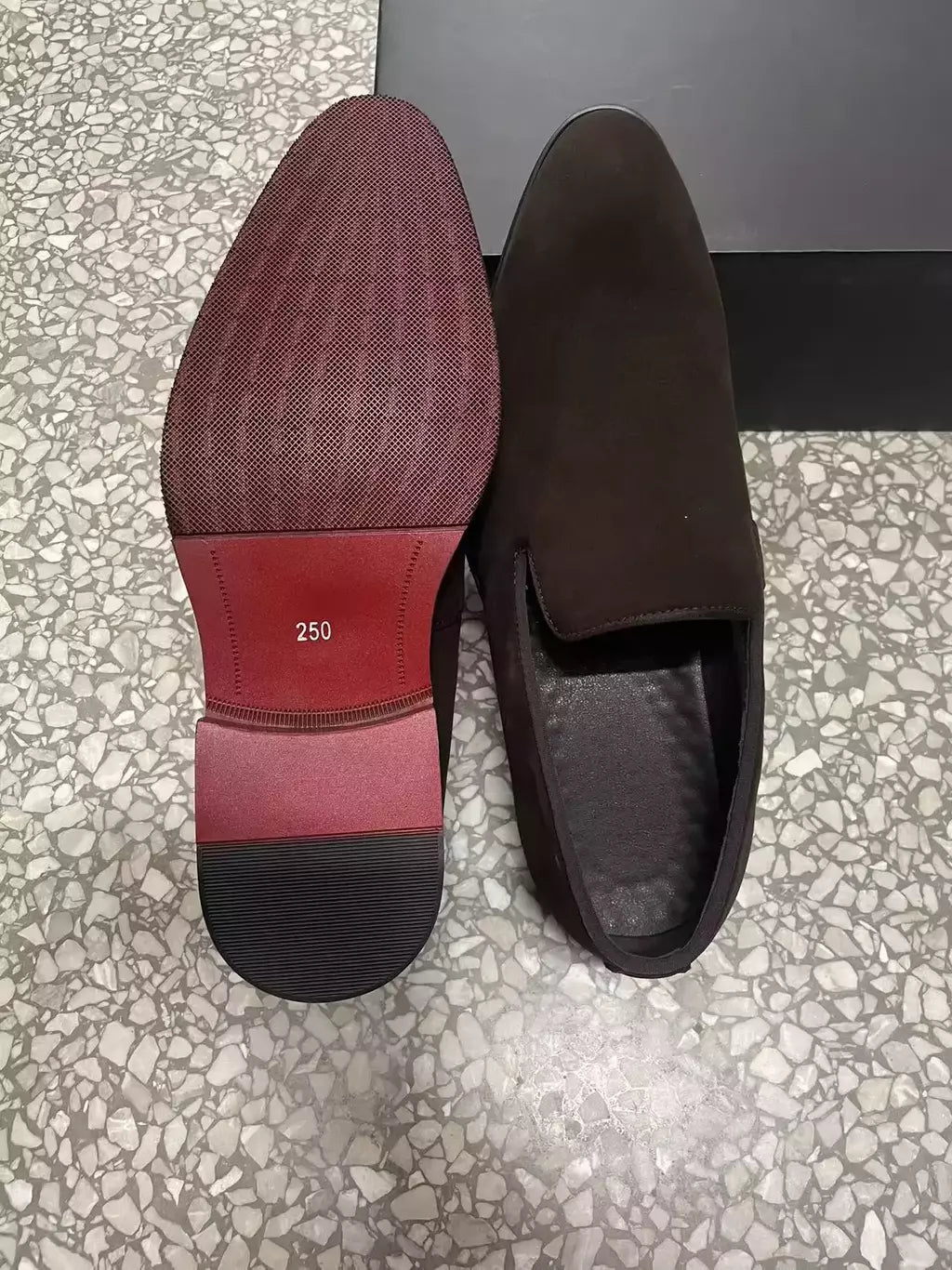 Sapatos de fundo vermelho para homens, mocassins masculinos, sapatos de vestido de festa com deslizamento sólido, novos, tamanho 38-48