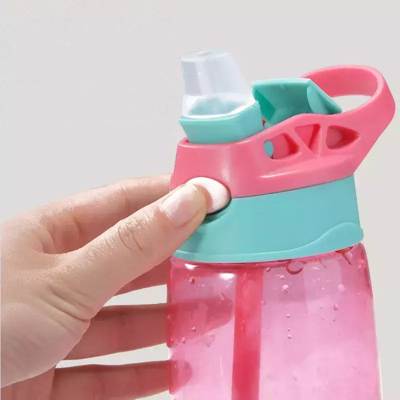 Bebê criativo dos desenhos animados alimentando copos com canudos, garrafas de água infantis, copos portáteis ao ar livre, à prova de vazamento, 480ml