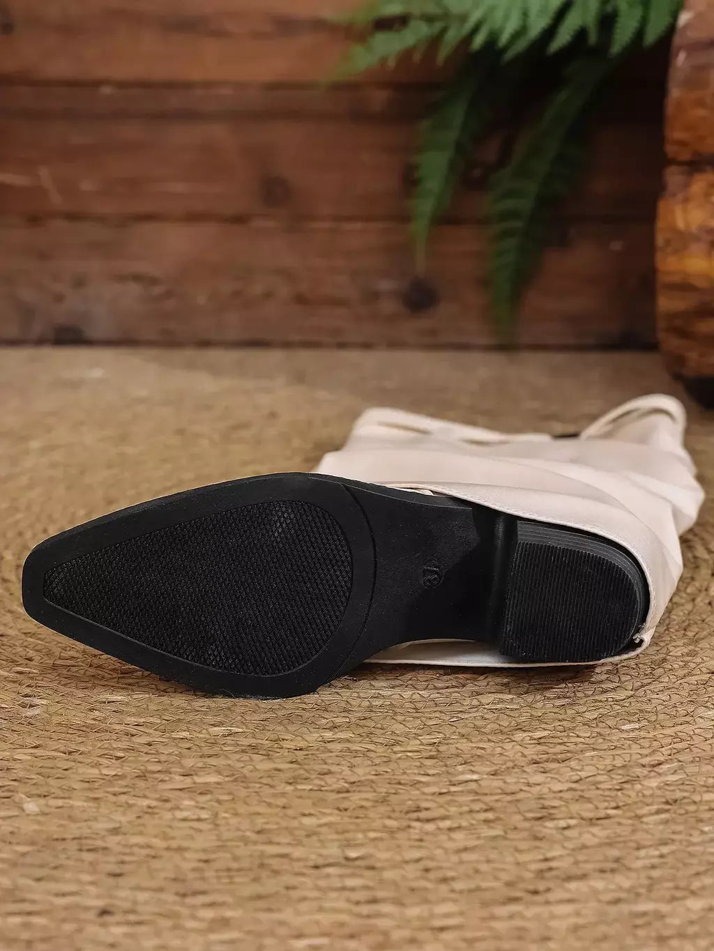 Moda plissada bota de salto alto outono novo tamanho grande estilo britânico calças de tubo alto bota feminina transfronteiriça lindamente