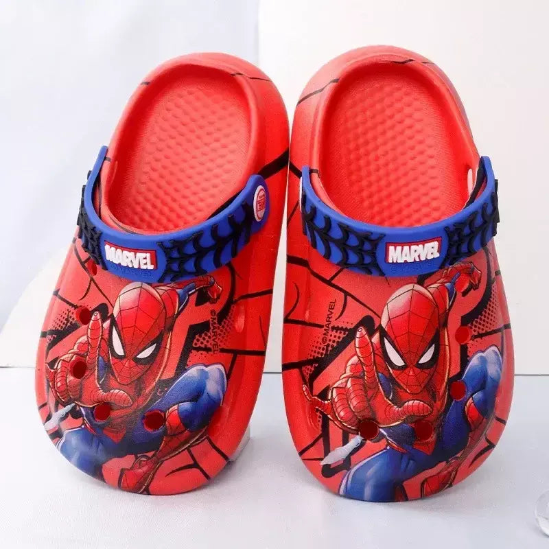 Disney chinelos infantis verão meninos spiderman chinelo antiderrapante buraco crianças sapatos de praia fundo macio criança casa chinelo