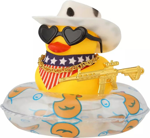 Pato de borracha com arma para decoração de painel de carro, brinquedo de pato estridente, patos de cowboy amarelos, ornamento de carro, acessórios divertidos