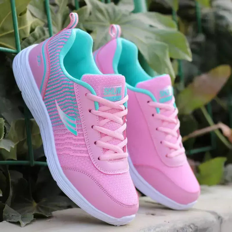 Primavera e outono senhoras diariamente sapatos femininos casuais esportes coreano moda respirável fundo plano correndo luz tênis de viagem