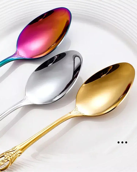 Conjunto de talheres de aço inoxidável dourado, colher europeia real, garfo, talheres completos, design retrô, seguro para máquina de lavar louça, talheres elegantes
