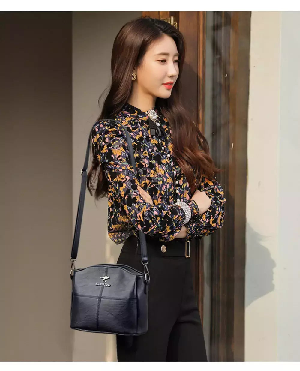 Sacola de couro bordado para mulheres, bolsas femininas, bolsa de ombro, pequenos sacos crossbody, alta qualidade, 2022