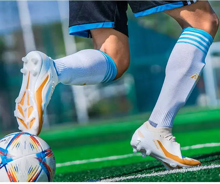 Tênis de treinamento interno profissional para homens, sapatos de futebol originais, botas de campo, ao ar livre, grampos sociais, rápidos