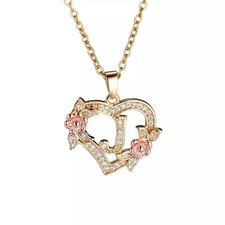 Venda quente oco amor flor 26 letras em inglês pingente de diamante senhora colar pingente personalizado moda clavícula corrente
