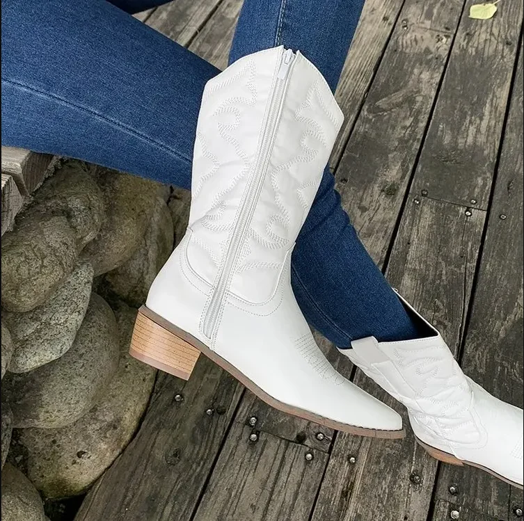Botas meio da panturrilha para mulheres, zíper lateral, ponteiro prateado, vaqueiro ocidental, moda retrô, preto, dourado, tamanho grande 36-43