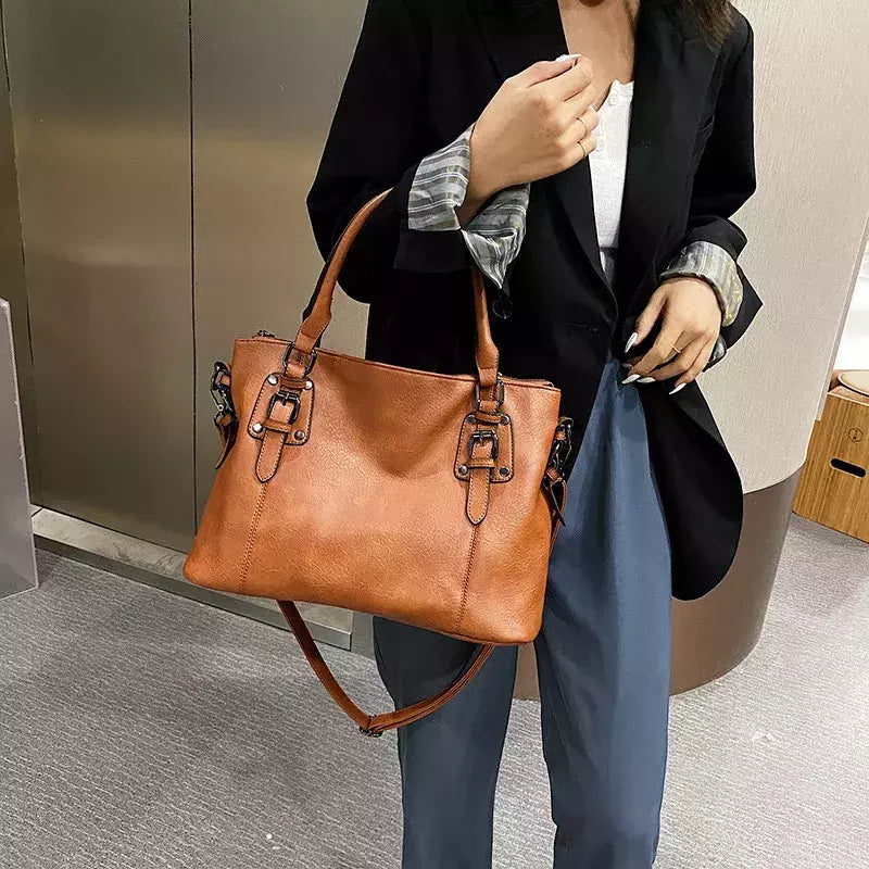 Bolsas de luxo bolsas femininas designer sacos de couro macio para as mulheres 2022 hobos europa crossbody saco senhoras do vintage famosa marca sac