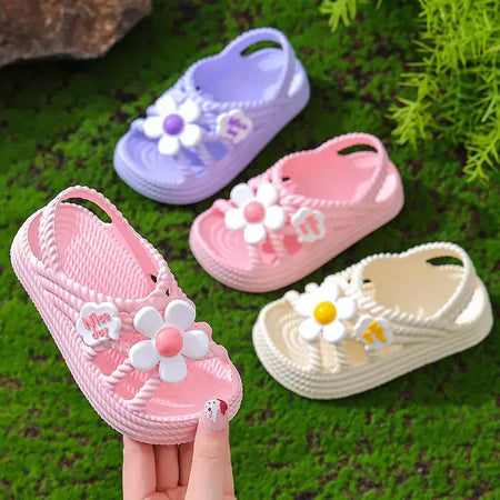 Sandálias para meninas verão nova moda princesa sapatos eva antiderrapante fundo macio flor indoor e outdoor sandálias infantis