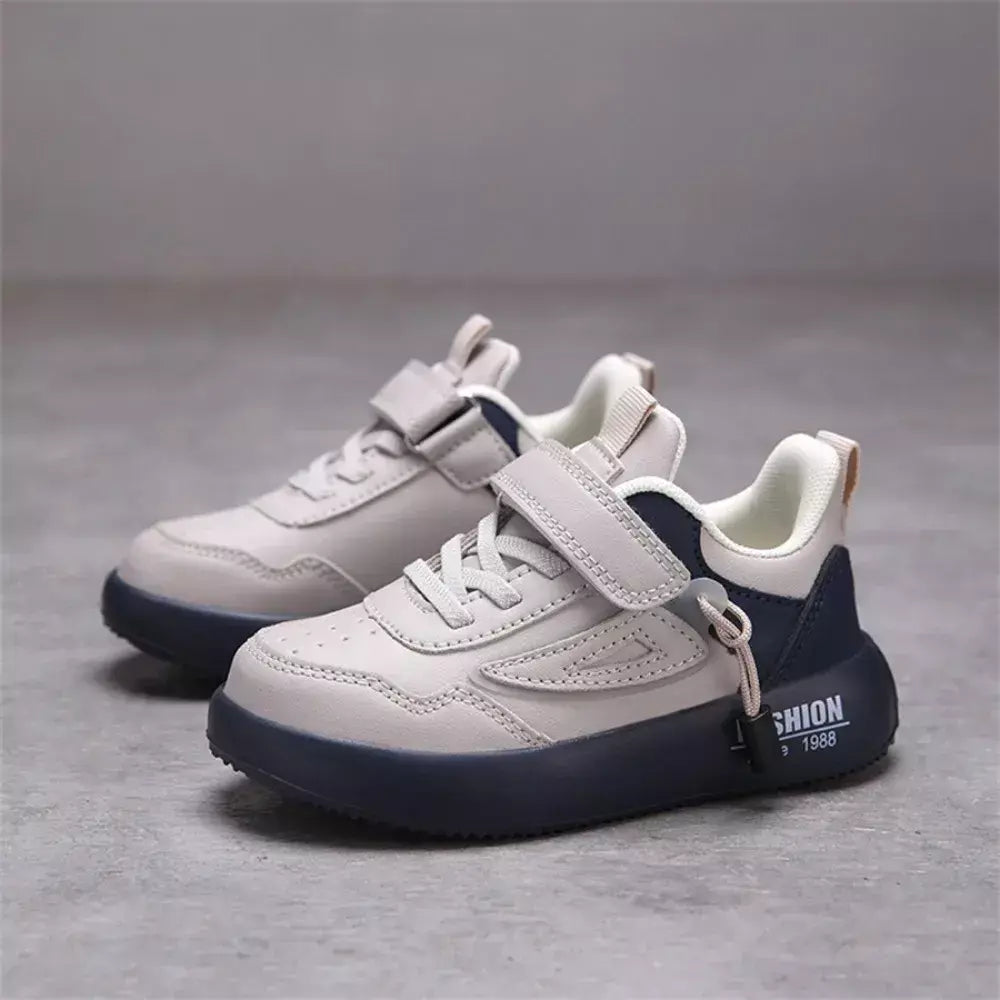 Tenis tênis crianças primavera/outono novos meninos meninas sapatos esportivos casuais sapatos de couro sola macia crianças pequenos sapatos brancos
