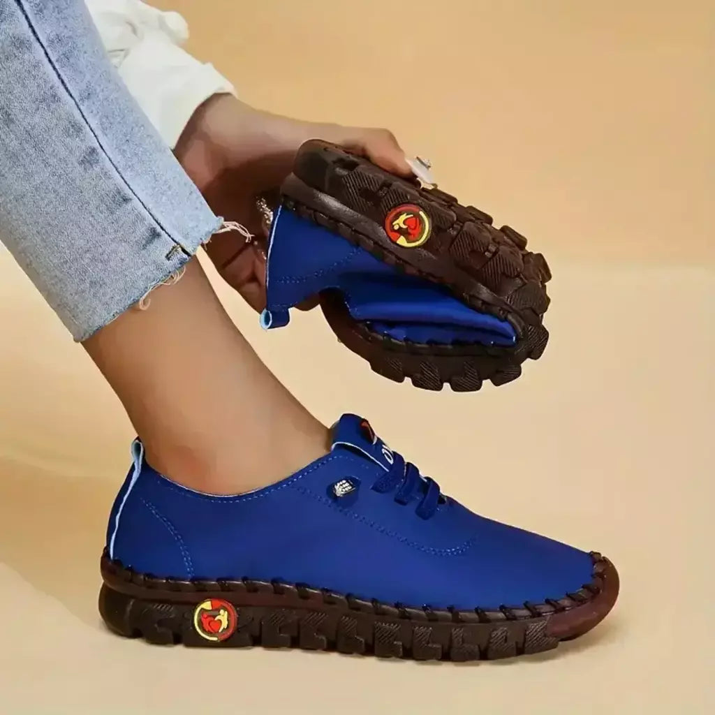 Mulheres tênis 2025 novos sapatos de designer mocassins de sola macia romana respirável ao ar livre retro tamanho grande único sapatos para mulher