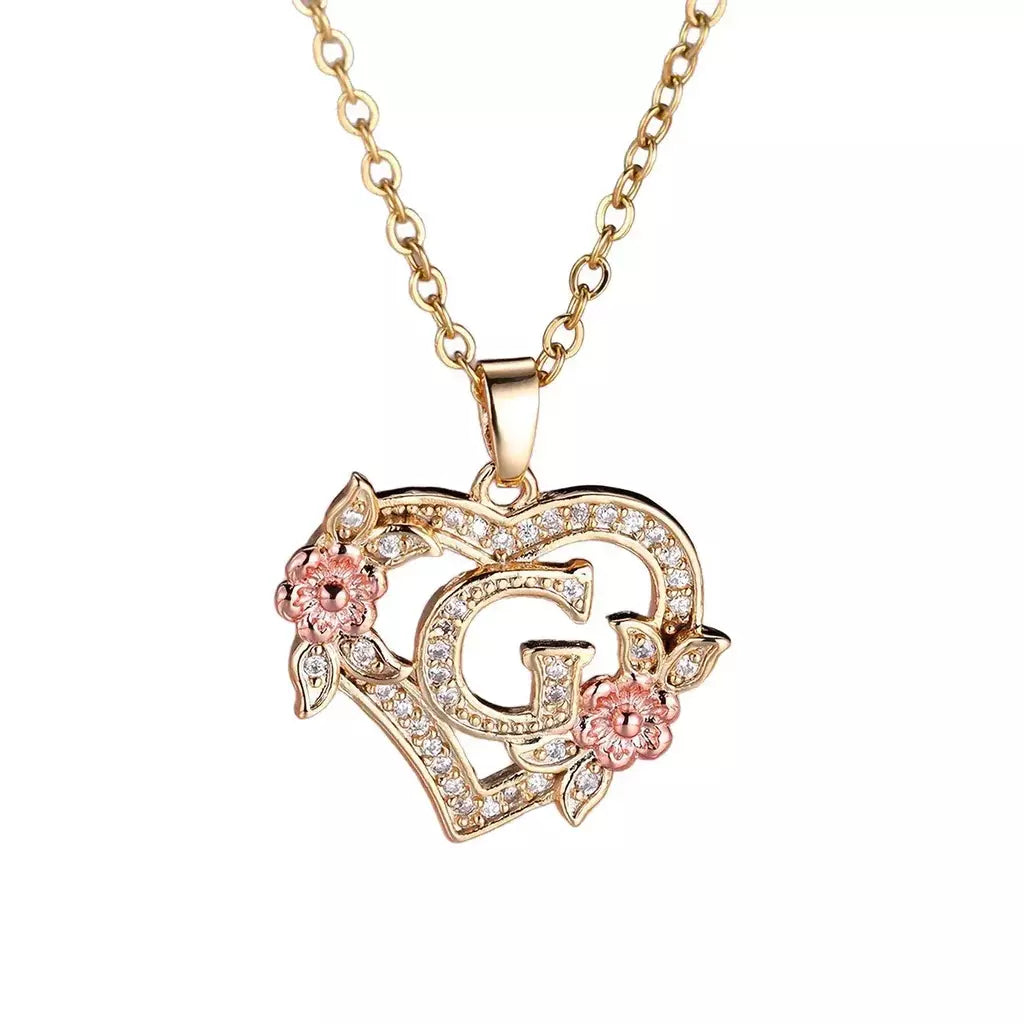 Venda quente oco amor flor 26 letras em inglês pingente de diamante senhora colar pingente personalizado moda clavícula corrente