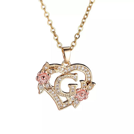 Venda quente oco amor flor 26 letras em inglês pingente de diamante senhora colar pingente personalizado moda clavícula corrente