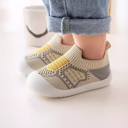 Sapatos de malha respirável para recém-nascido, meias infantis, fundo macio, antiderrapante, menino e menina, 0 a 5 anos, verão