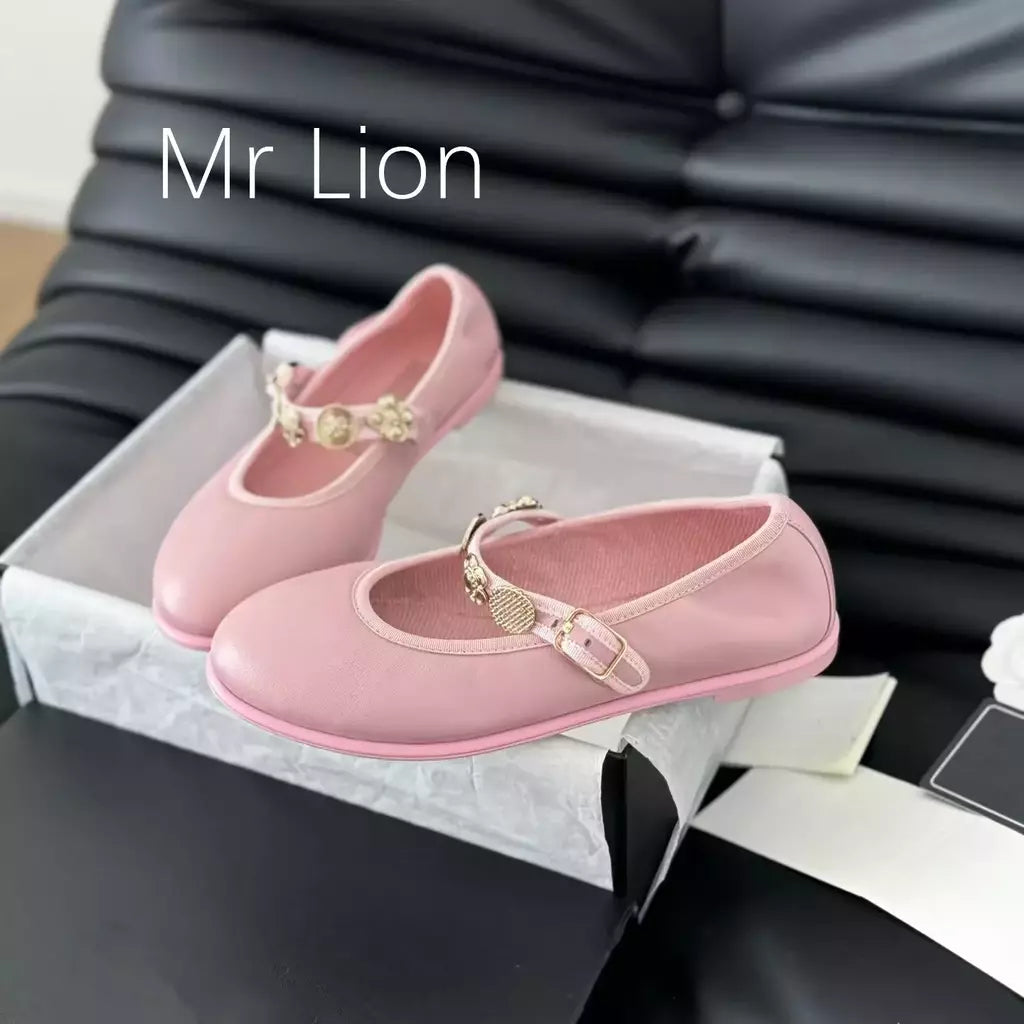 Sapatilhas de couro puro para mulheres, moda casual, sapatos elegantes simples, adornados metálicos, estilo diário e festivos