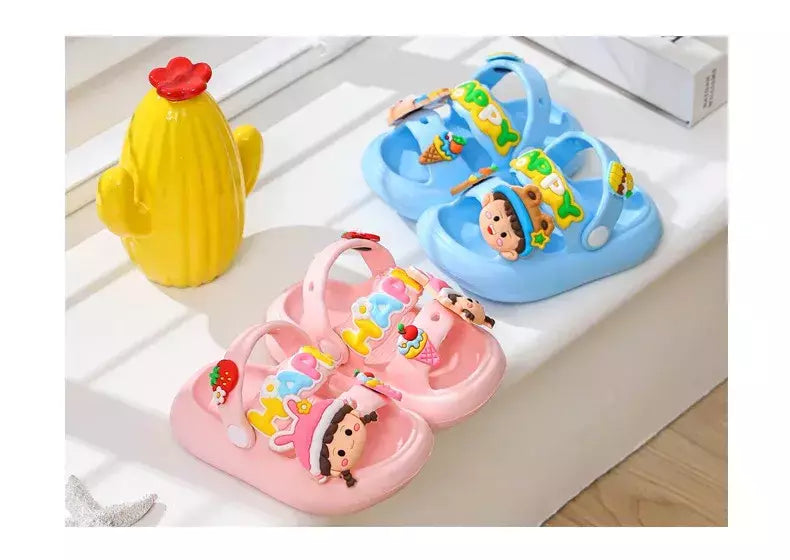 Sandálias infantis de desenhos animados antiderrapantes, sandálias de coelho bonito para bebês, sola macia para meninos, sapatos de praia infantil, verão