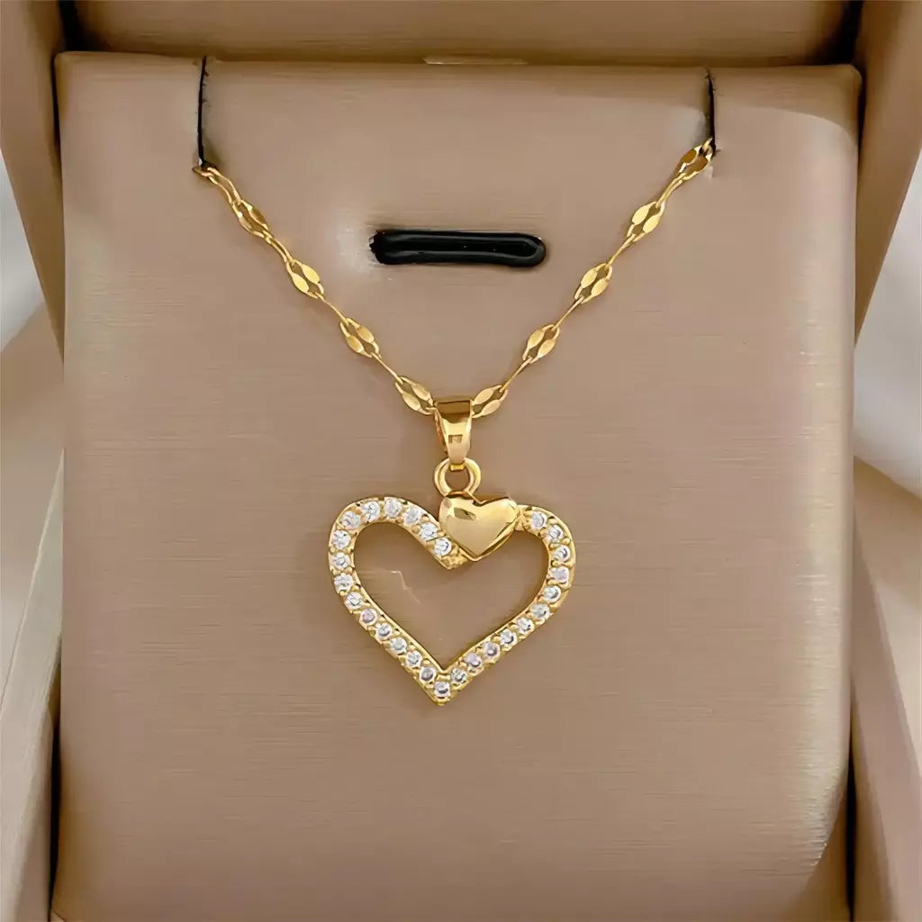 Colares Coração de Zircônia em Aço Inoxidável Mulheres Colar Metal Cor Dourada Festa de Aniversário Joias Diárias para meninas, Trendy and Love
