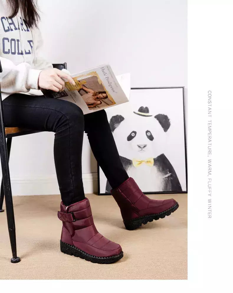 Botas de neve impermeáveis antiderrapantes para mulheres, sapatos de plataforma, tornozelo quente, sapatos acolchoados de algodão, inverno