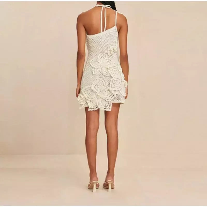 Mini vestido de malha de flor oco feminino, sem mangas, sem encosto, camada dupla, cabeçada irregular, moda feminina, verão