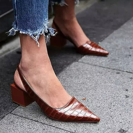 Mulheres apontou dedos bombas meados de salto grosso sandálias estilingue sapatos verão nova mulher do vintage senhora sandálias femininas chinelos sapatos