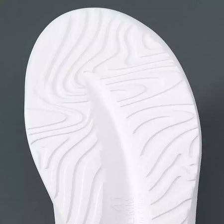 Chinelos antiderrapantes de fundo grosso masculinos, sandálias de praia, sapatos confortáveis para casais, moda esportiva, ao ar livre, EVA 36-45