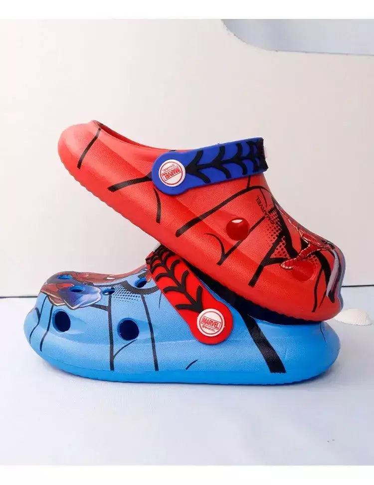 Disney chinelos infantis verão meninos spiderman chinelo antiderrapante buraco crianças sapatos de praia fundo macio criança casa chinelo