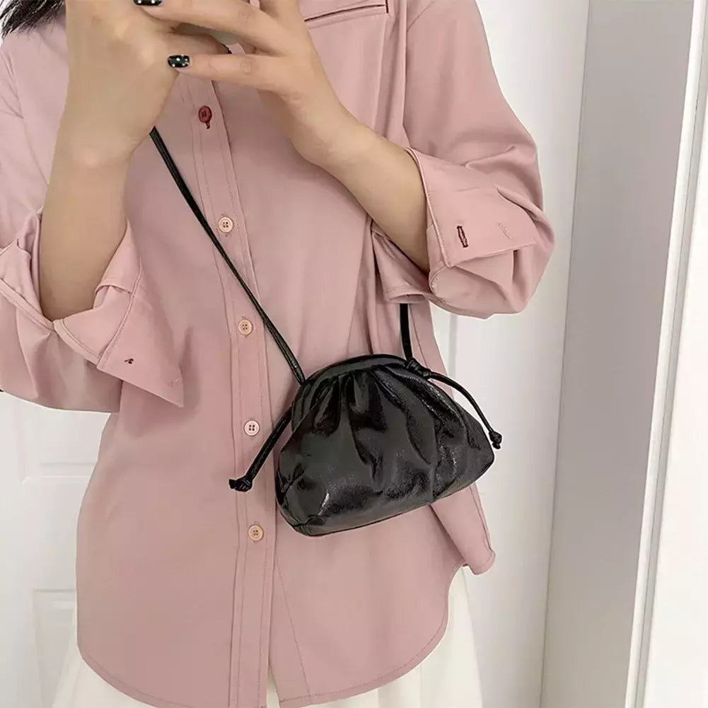 Embreagem macia de bolinho de couro PU para mulheres, bolsa de hobo nuvem, bolsa elegante elegante, bolsa pequena, design de luxo, ouro e prata