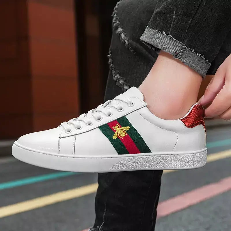 Tênis homem plano de alta qualidade casual esportes couro confortável sapatos de caminhada design de luxo sapatos de skate originais para homem