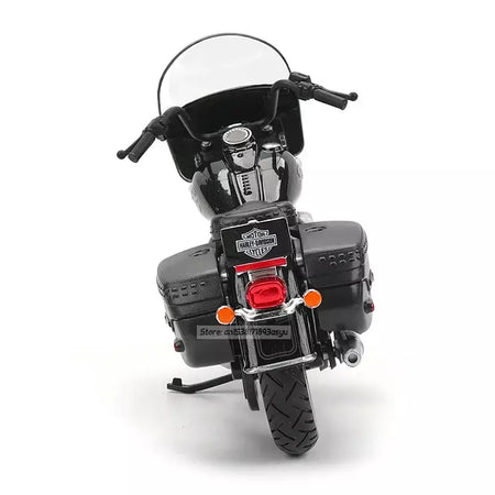 Maisto 1:18 Vários estilos 2024 Harley Davidson Heritage Classic Ultra Limited Alloy Modelo de motocicleta Coleção de carros de brinquedo