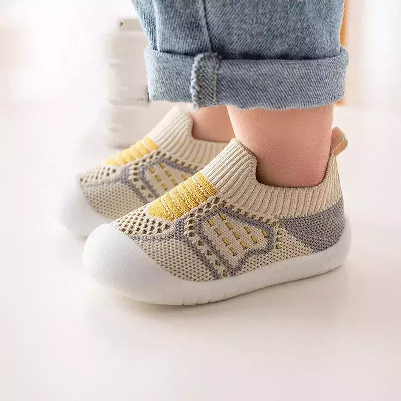 Sapatos de malha respirável para recém-nascido, meias infantis, fundo macio, antiderrapante, menino e menina, 0 a 5 anos, verão