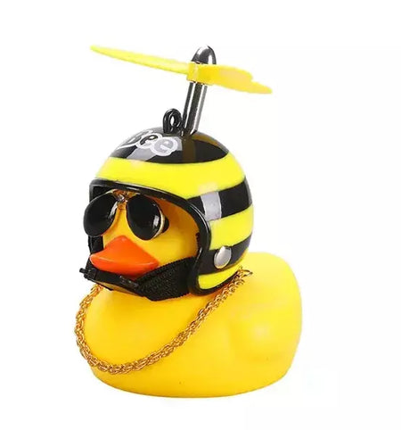 Borracha vento quebrado pato brinquedo motocicleta carro ornamentos pato amarelo painel do carro decoração com óculos legais hélice helmet2025