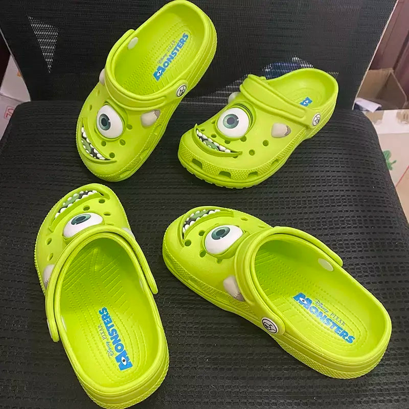 Novo dos desenhos animados mike verão antiderrapante ao ar livre sapatos de praia casuais monstro grandes olhos buraco chinelos confortáveis sandálias respiráveis presentes