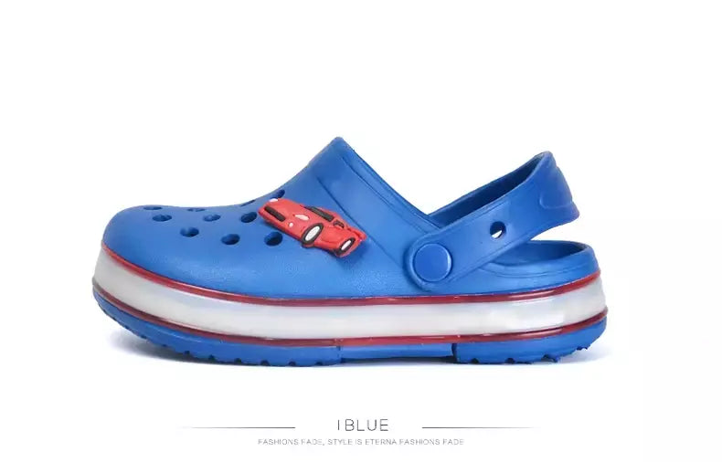 Verão crianças buraco sandálias led iluminado piscando sapatos de luz meninos meninas sandálias de praia crianças respirável moda tênis