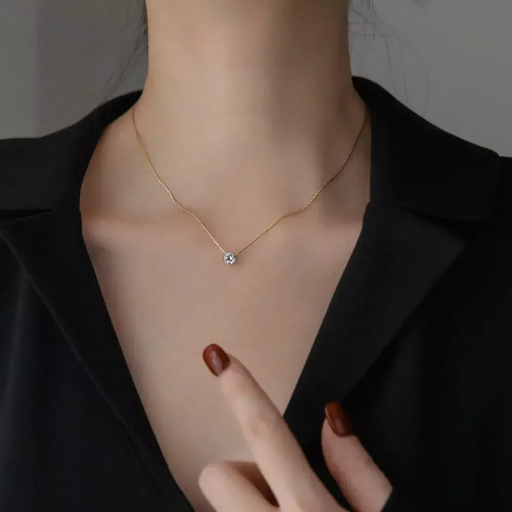 Moda de luxo aço inoxidável cor ouro 6 garra coração zircão pingente colar para mulher requintado não desbota colar jóias